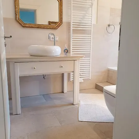 Weise Im Lausitzer-seenland *