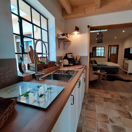 Weise Im Lausitzer-seenland