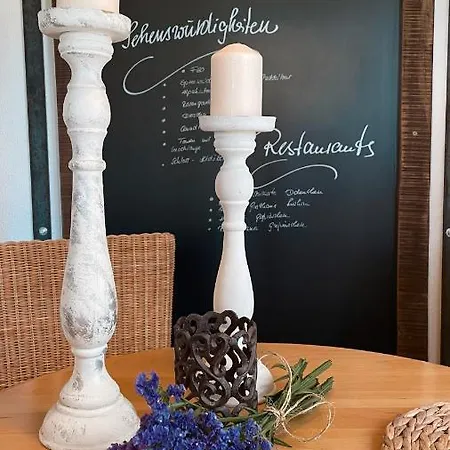 Weise Im Lausitzer-seenland * Grossraeschen