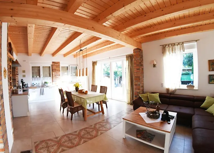 Weise Im Lausitzer-seenland Grossraeschen