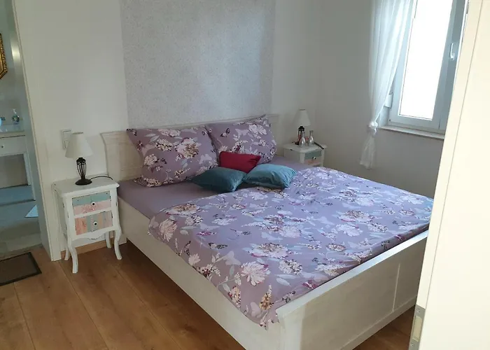 Weise Im Lausitzer-seenland