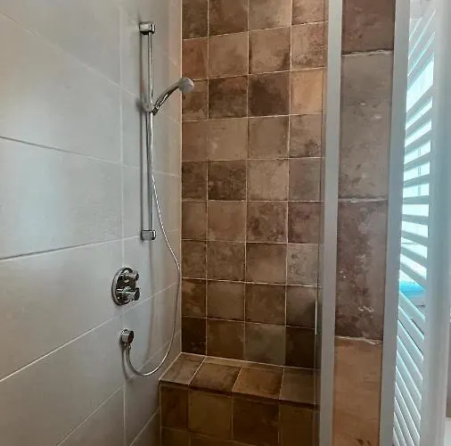 Weise Im Lausitzer-seenland